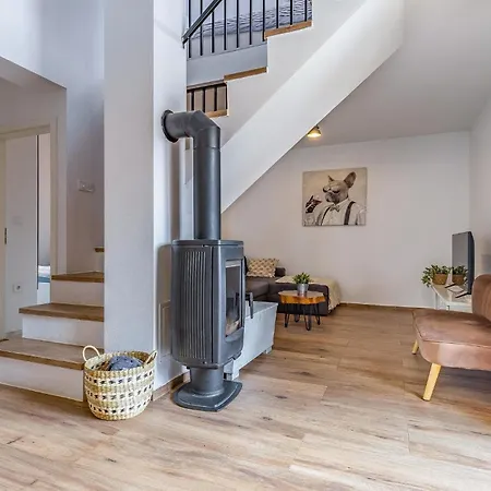 Casa de Férias Luxurious Home In Betiga With Sauna