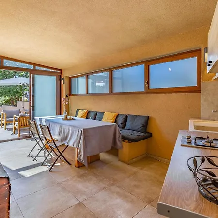 Luxurious Home In Betiga With Sauna Barbariga