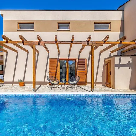 Casa de Férias Luxurious Home In Betiga With Sauna